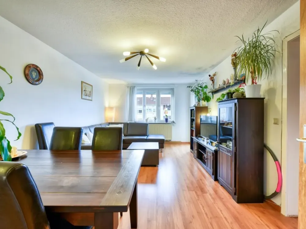 West-Balkon & Abendsonne - modernisiert, gemütlich & gepflegt - TL-Bad mit Wanne - inkl. EBK