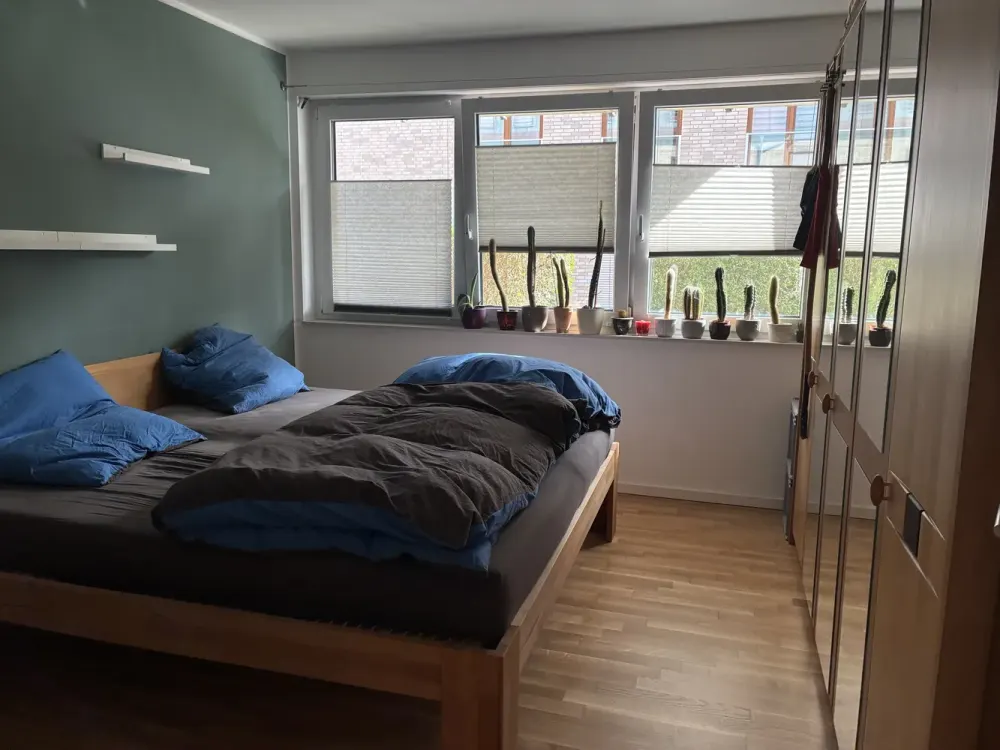 EG Wohnung mit Garten und 2 Terrassen zum 01.11.