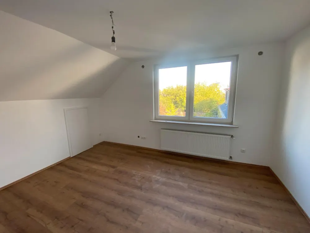 ERSTBEZUG (KLIMATISIERT): 110 m² in Bestlage von Dreieichenhain