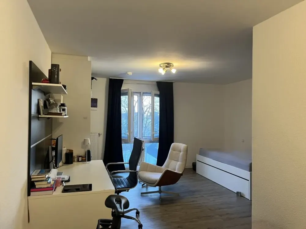 Große möblierte Wohnung - Koffer packen und los!