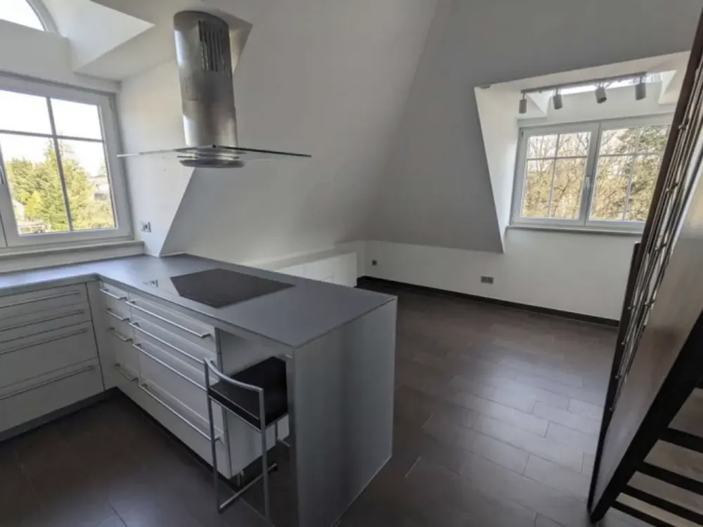 gehobene Maisonette Dachgeschosswohnung inkl. Balkon & Küche