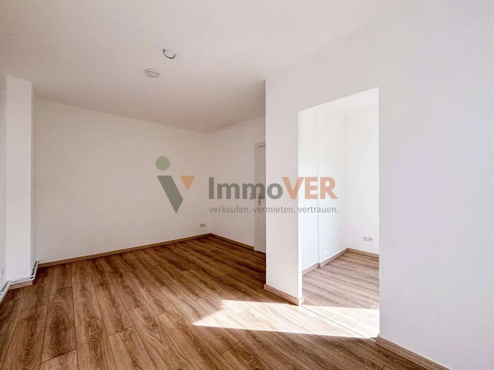 2 rooms with balcony and home office niche in Bremen-Walle near Überseestadt
