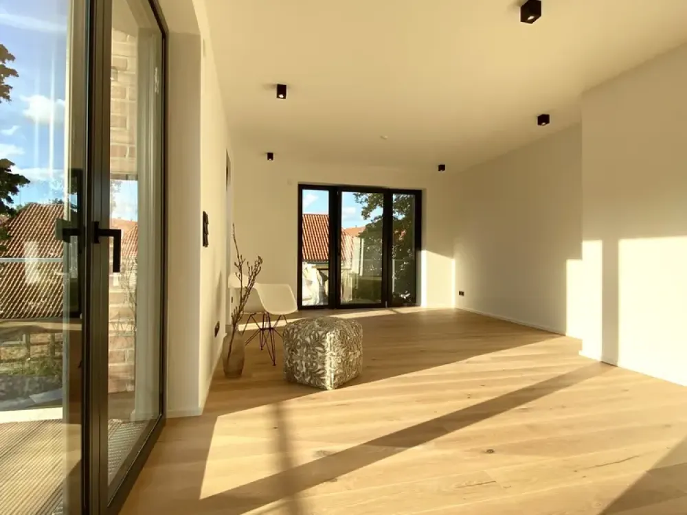Traumhafte Mietwohnung mit drei Zimmern und großem Balkon