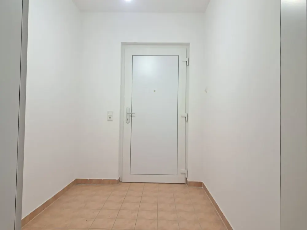 Modernisierte 3 Zimmerwohnung zur Miete in Henstedt-Ulzburg - Wentzel Dr.