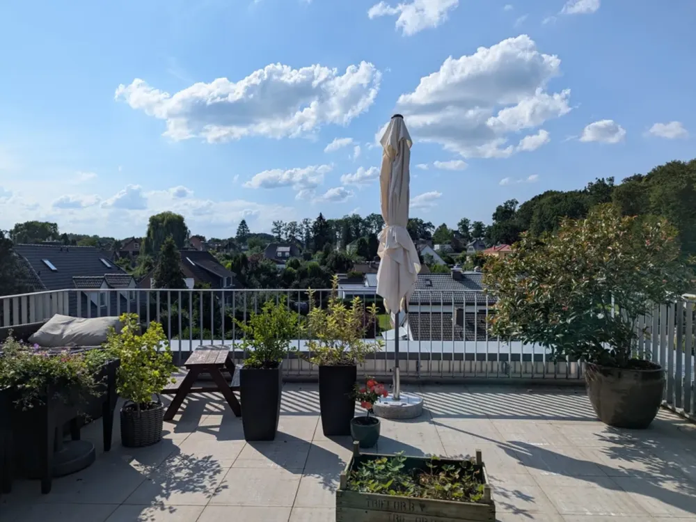 Fleester Höpen: Moderne 4 Zi.-Wohnung mit großer Dachterrasse!