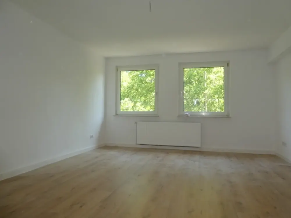 +++ modernisierte 3,5 oder 4,5-Zimmer-Wohnung in zentraler Lage +++