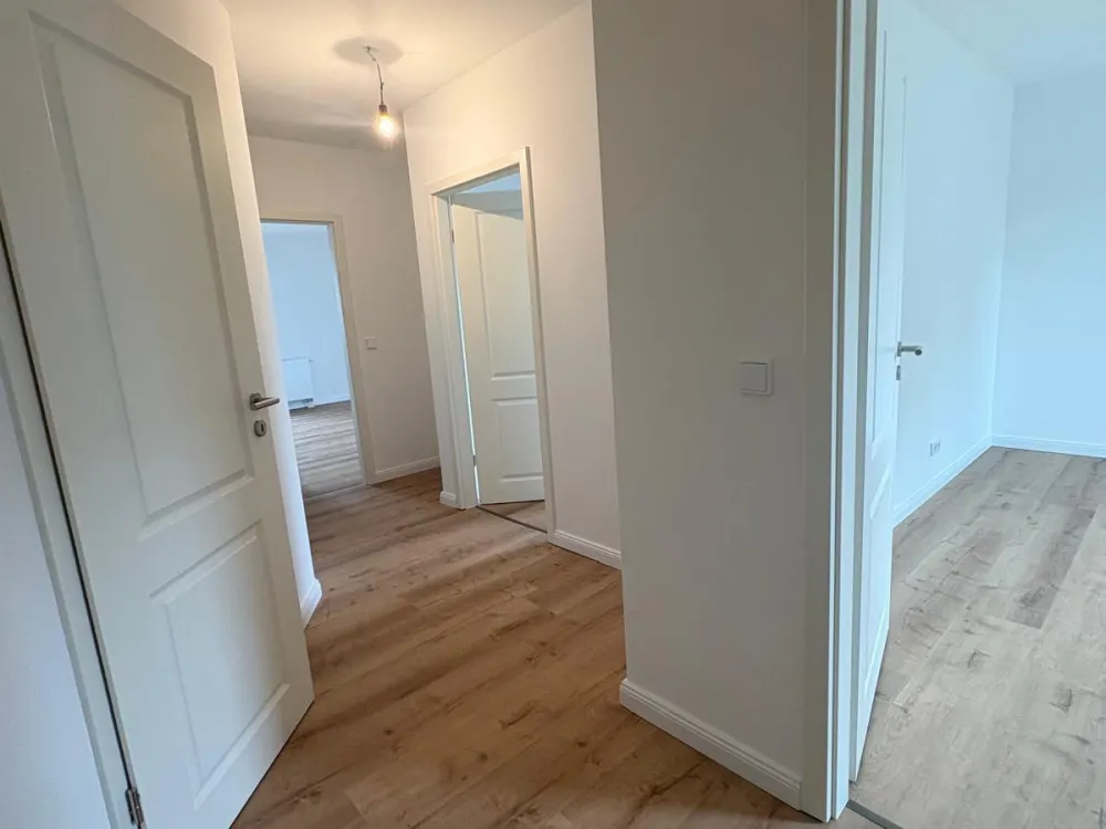 Ruhiges Wohnen am Meer: Sanierte 3-Zimmer-Wohnung mit Balkon & Me