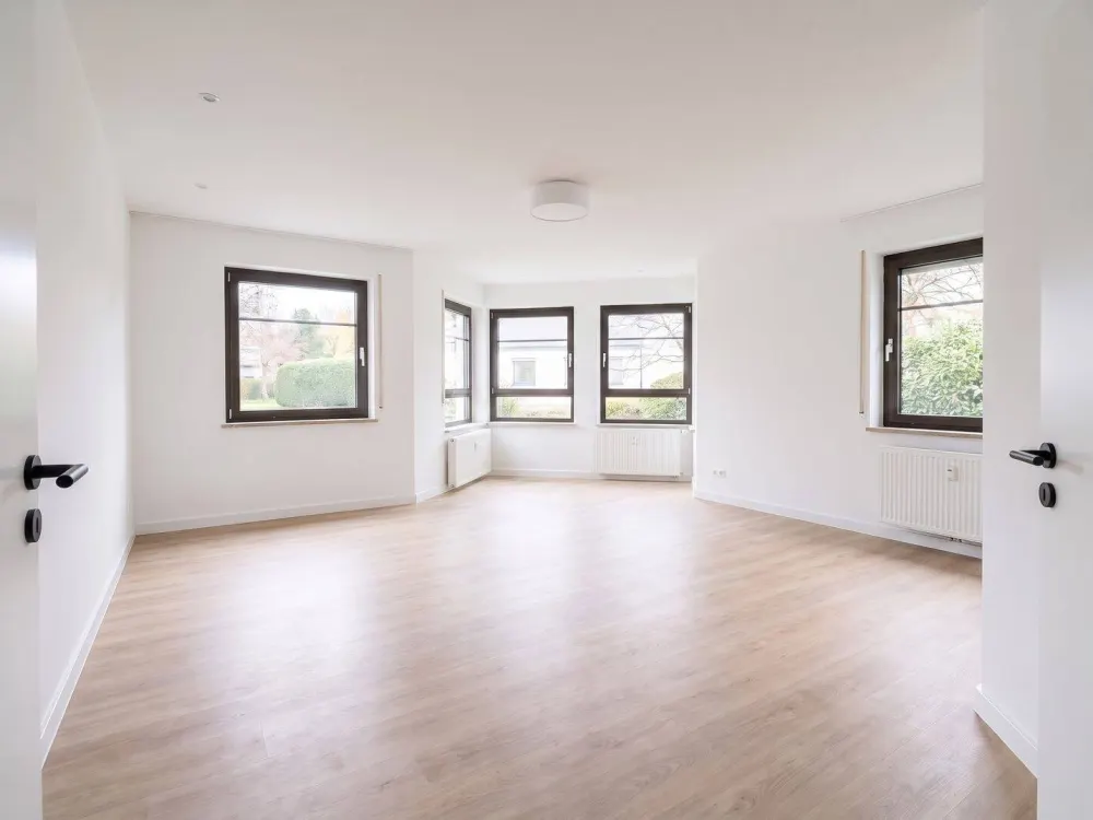 Exklusive kernsanierte 3-Zimmer-Wohnung in München-Obermenzing