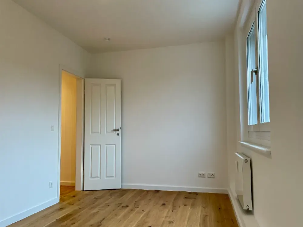 Sanierte 3-Zimmer-Wohnung mit Balkon & Einbauküche in Berlin-Mitte