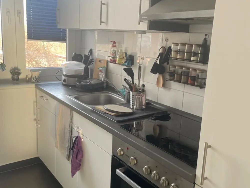 2 Zimmer Wohnung mit Balkon BEFRISTET
