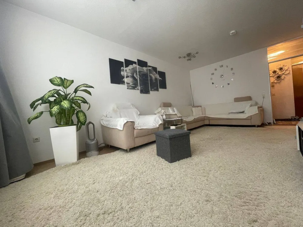 Helles 2-Zimmer-Apartment mit Balkon in Nürnberg Schweinau