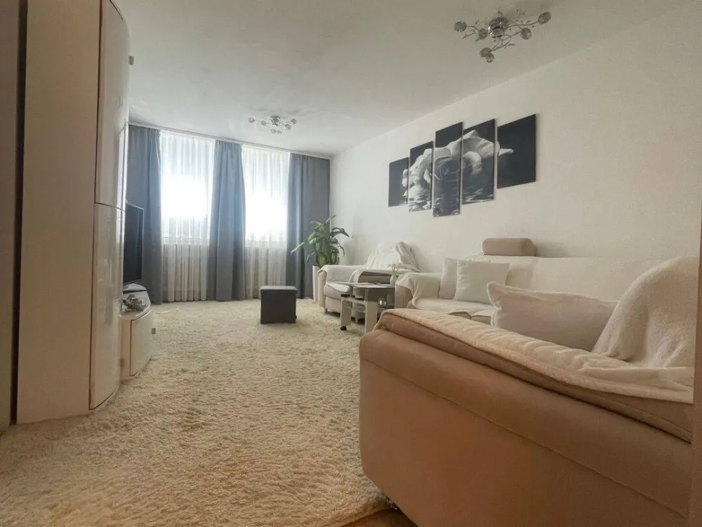 Helles 2-Zimmer-Apartment mit Balkon in Nürnberg Schweinau