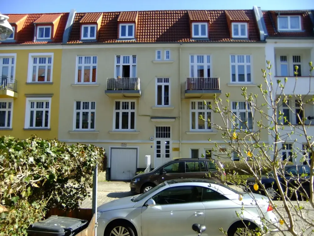 Gepflegte 2-Raum-Wohnung mit Balkon in Rostock-Bahnhofsviertel