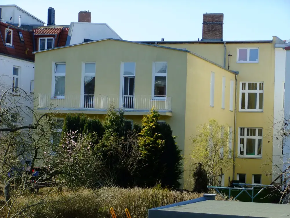 Gepflegte 2-Raum-Wohnung mit Balkon in Rostock-Bahnhofsviertel