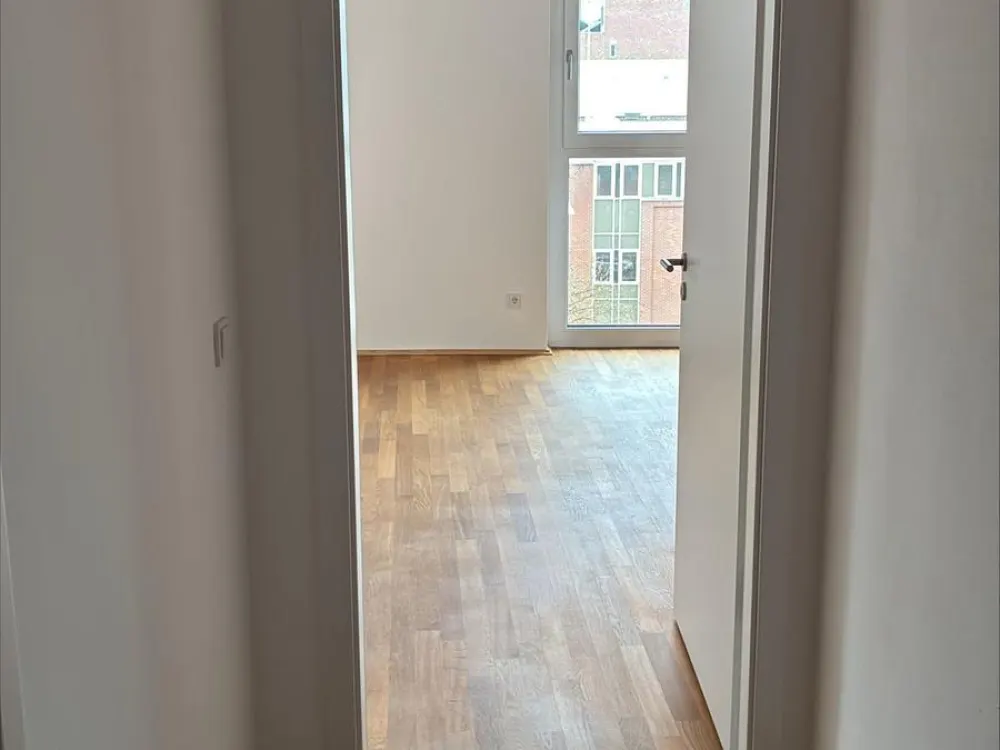 Helle 2-Zimmer-Wohnung mit Balkon in München Thomas-Dehler-Straße