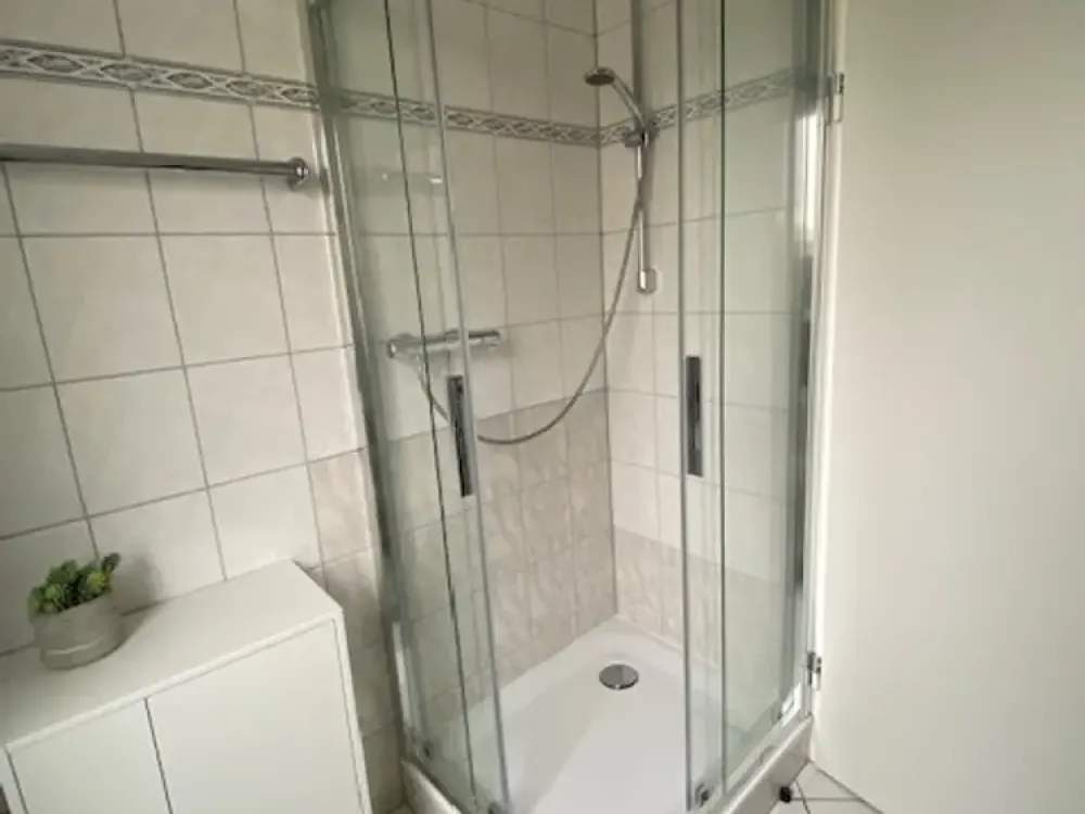1-Zimmer-Wohnung möbliert mit Balkon in Frankfurt am Main