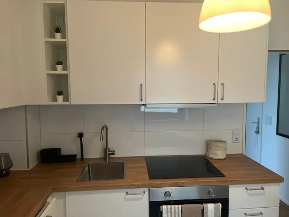 1-Zimmer-Wohnung möbliert mit Balkon in Frankfurt am Main