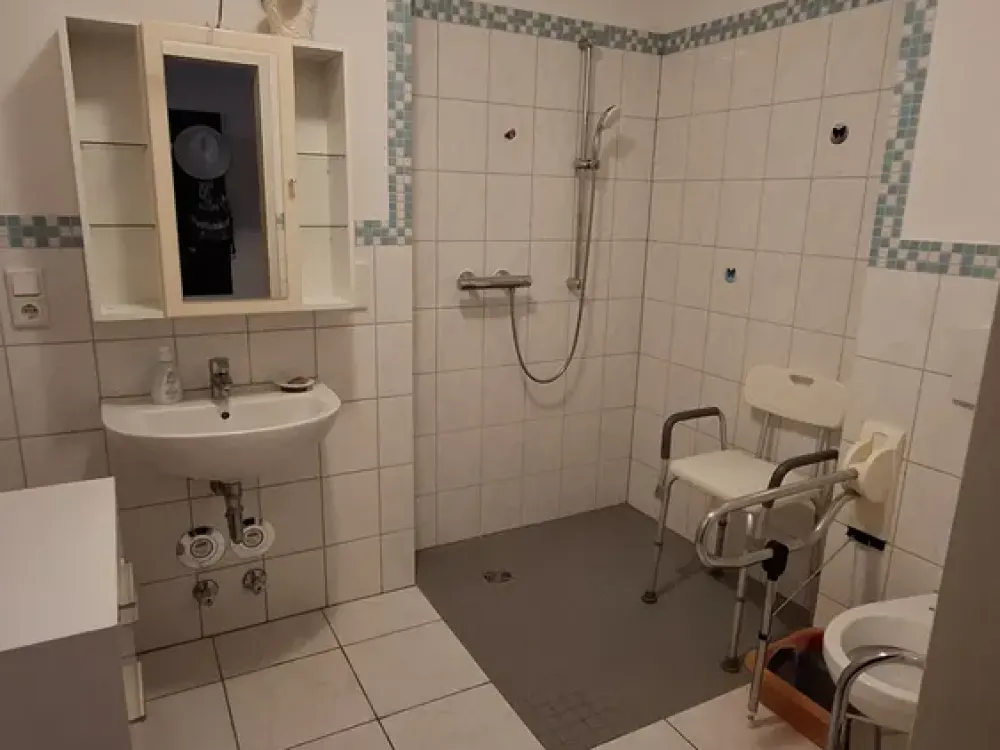 WBS Benötigt! Seniorenwohnen! Barrierefreie Wohnung mit Balkon zu vermieten