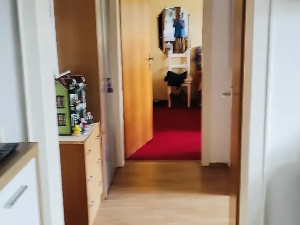 Gepflegte 2-Zimmer-Wohnung mit Balkon & Blick ins Grüne