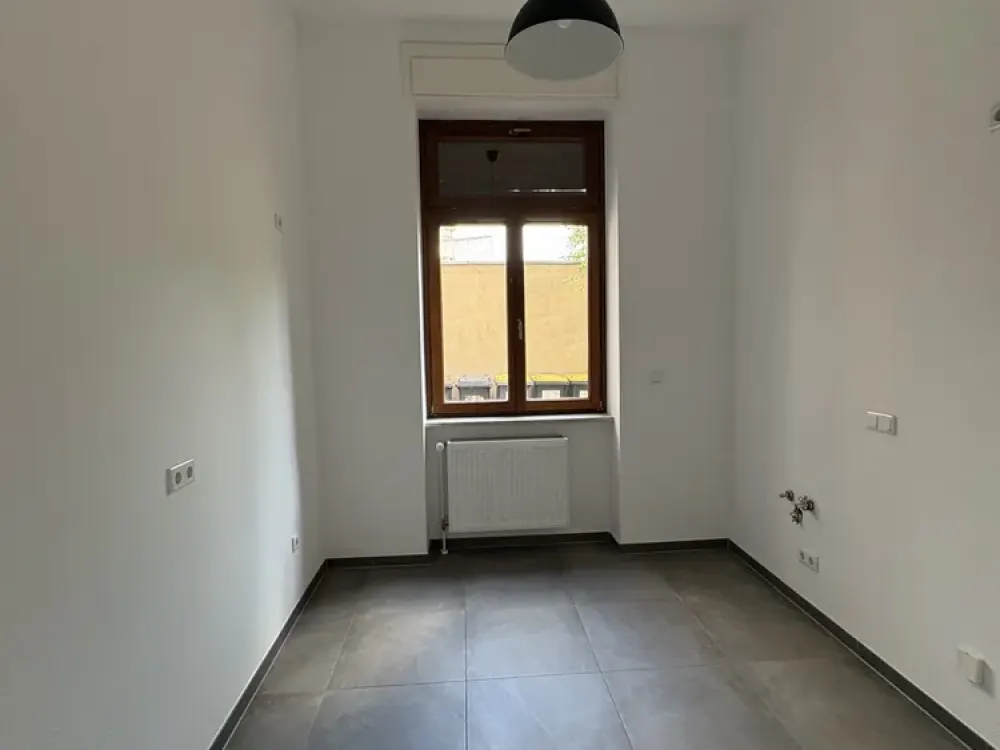 Charmante 2-Zimmer-Altbauwohnung in begehrter Lage von Bockenheim