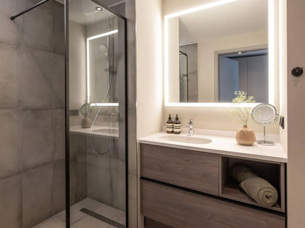 Ab sofort: Schönes Studio-Apartment mit Vollausstattung | Nähe Boxhagener Platz