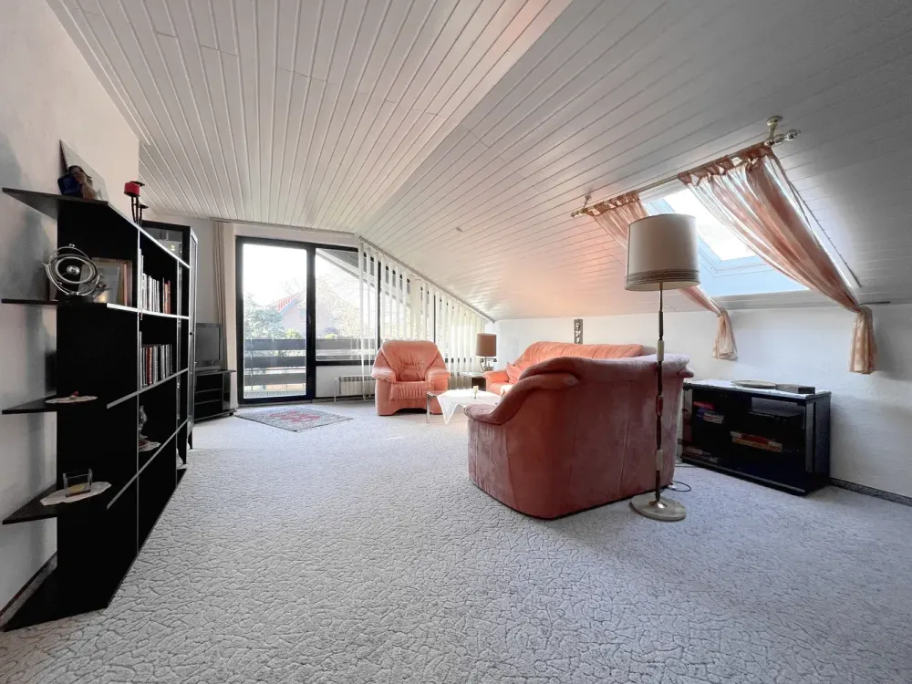 Wohnen auf Zeit, Schöne 2-Zimmer-Wohnung mit Balkon in guter Lage