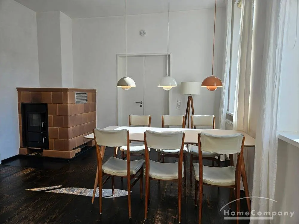 25868 HomeCompany Dresden Möbliert/Furnished 5-Zimmer Wohnung in Dresden-Neustadt max. 4 Personen