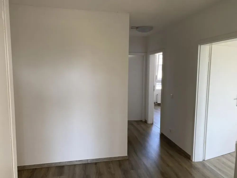 Helle 3-Zimmer-Wohnung mit modernem Duschbad in Monheim