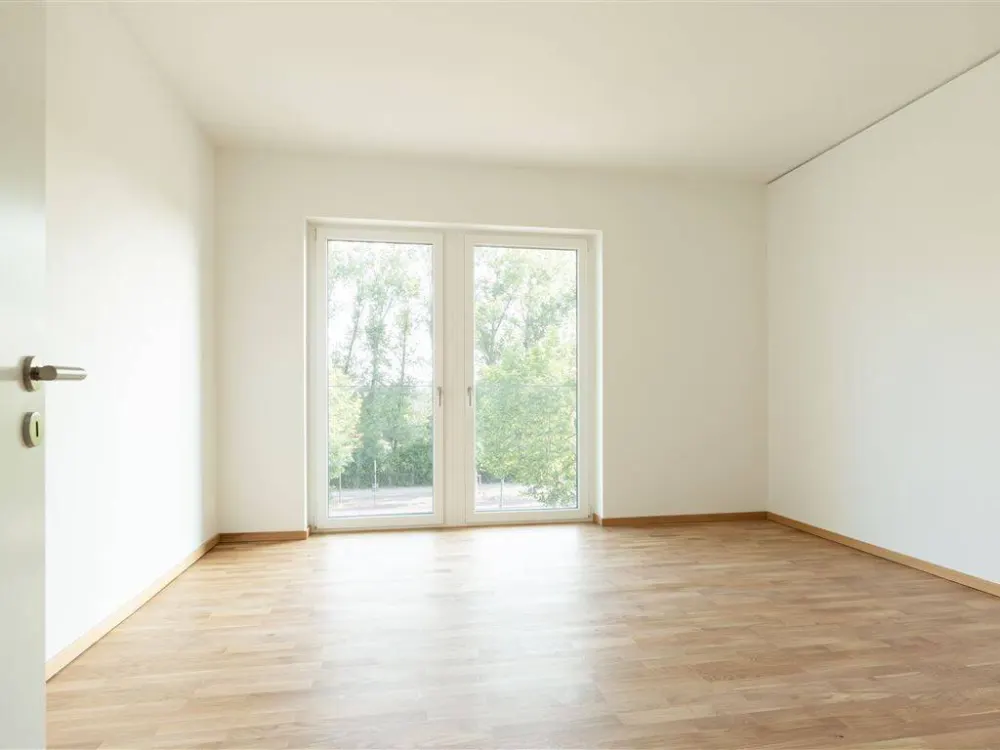 Great, beautiful 3-room apartment | large balcony | elevator | parquet | underground parking space