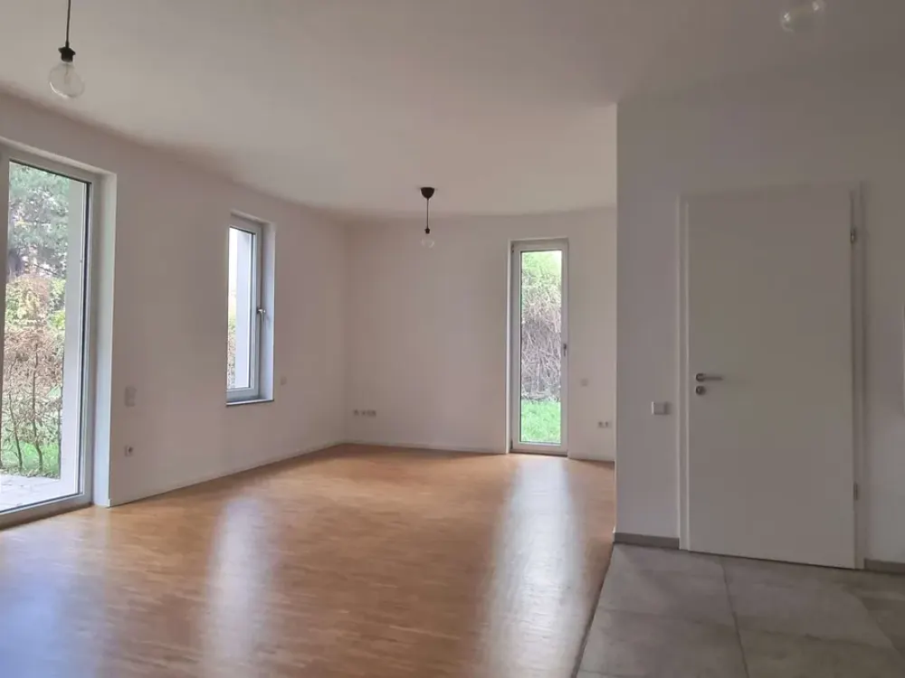 Pärchentraum - Neubau - EG mit Terrasse in ruhiger, gründer Oase
