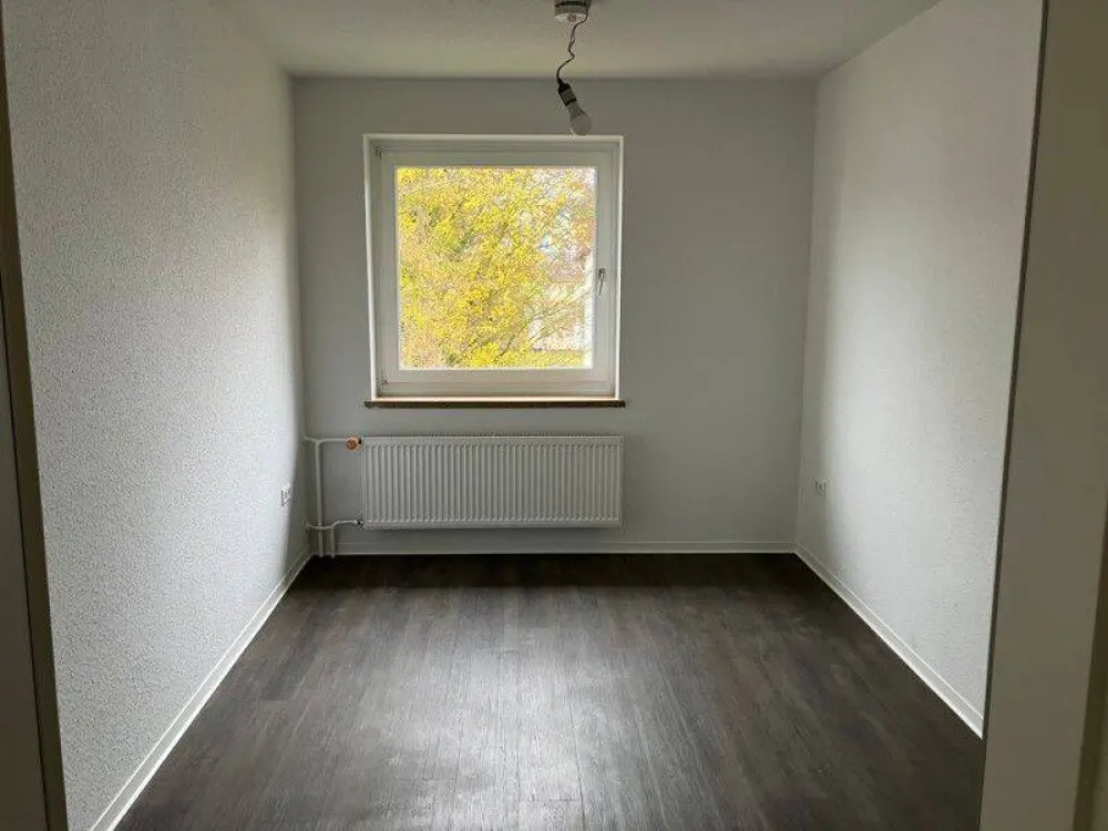 Gelegenheit: günstige 4-Zimmer-Wohnung für eine kleine Familie