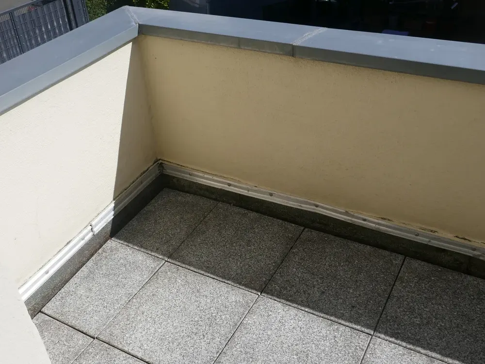 Köln-Holweide, schöne 2 Zimmer-Wohnung in 3-Familienhaus