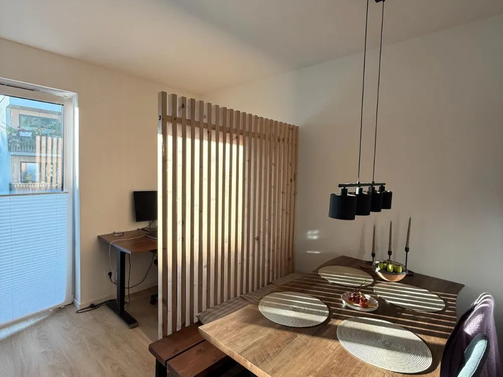 Helle möblierte 2-Zimmer-Wohnung mit Balkon in Alsterdorf befrist