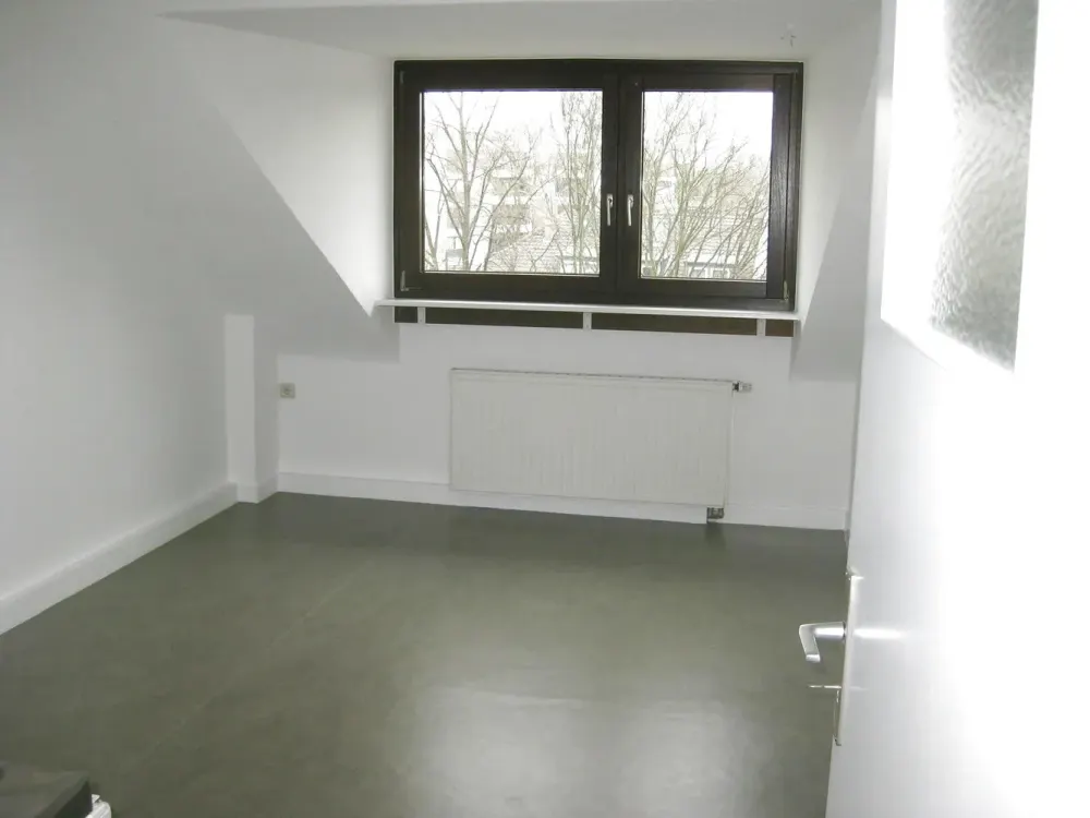 Gemütliche Wohnung im Zooviertel, 5. OG ohne Lift