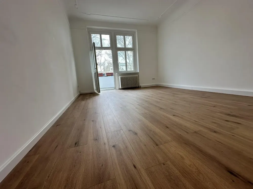 65m Wohnung Berlin Spandau, Balkon + Garten - 1 Min zur Havel + Koeltzepark