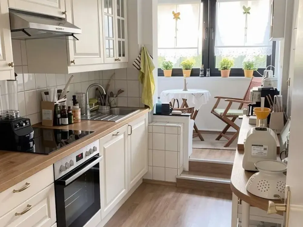 Bright 3-Room Apartment with Residential Heat Pump, in a Quiet Residential Area.