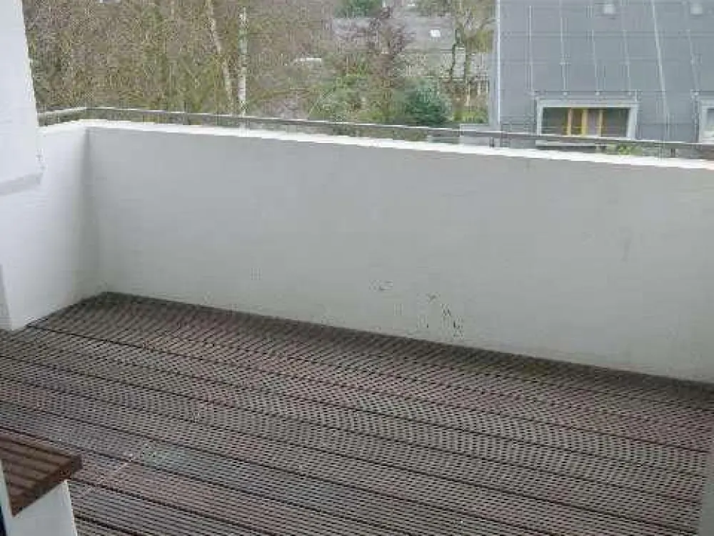 Großzügige 4-Zi-Etagenwohnung mit 2 Balkonen und Gartennutzung!