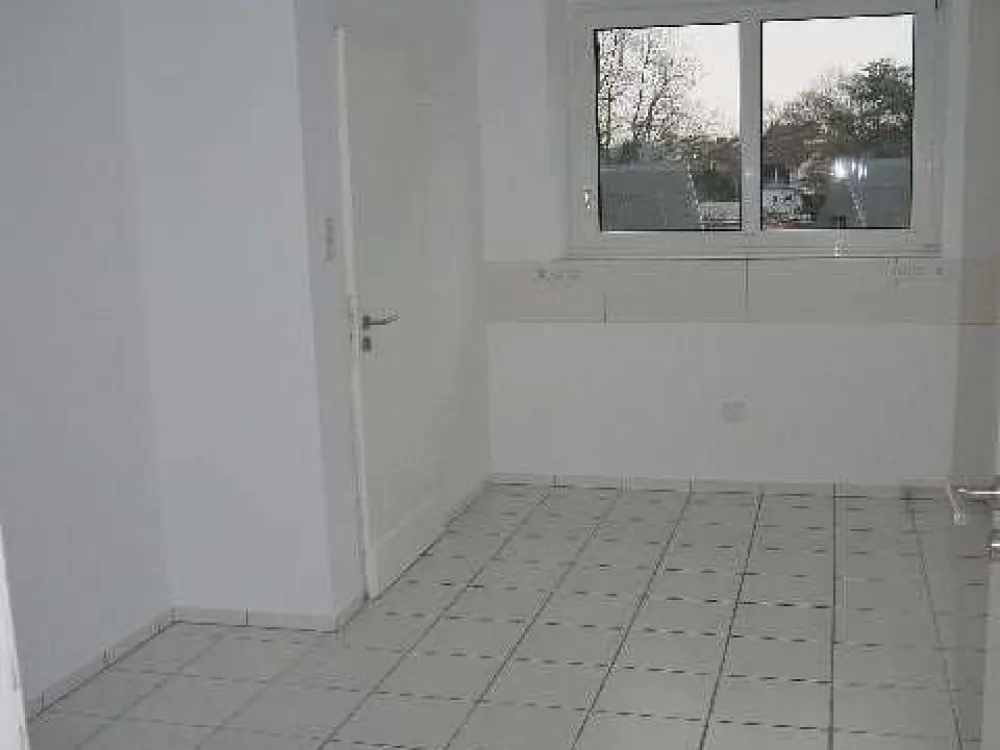 Großzügige 4-Zi-Etagenwohnung mit 2 Balkonen und Gartennutzung!