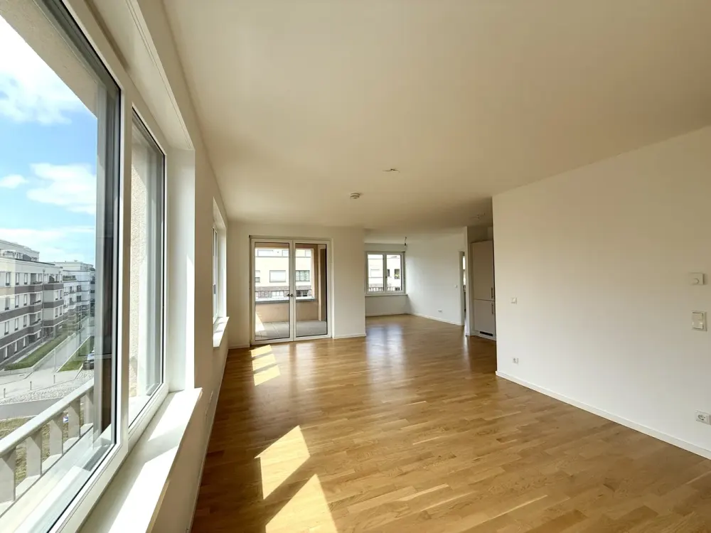 Gehobene 3-Zimmerwohnung mit Loggia und En-Suite-Bad