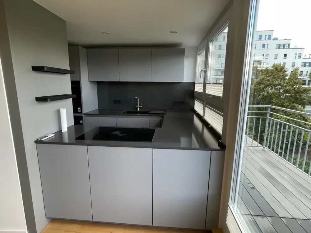 Exclusive Attic Apartment in Preferred Location with *Air Conditioning* in Köln-Müngersdorf