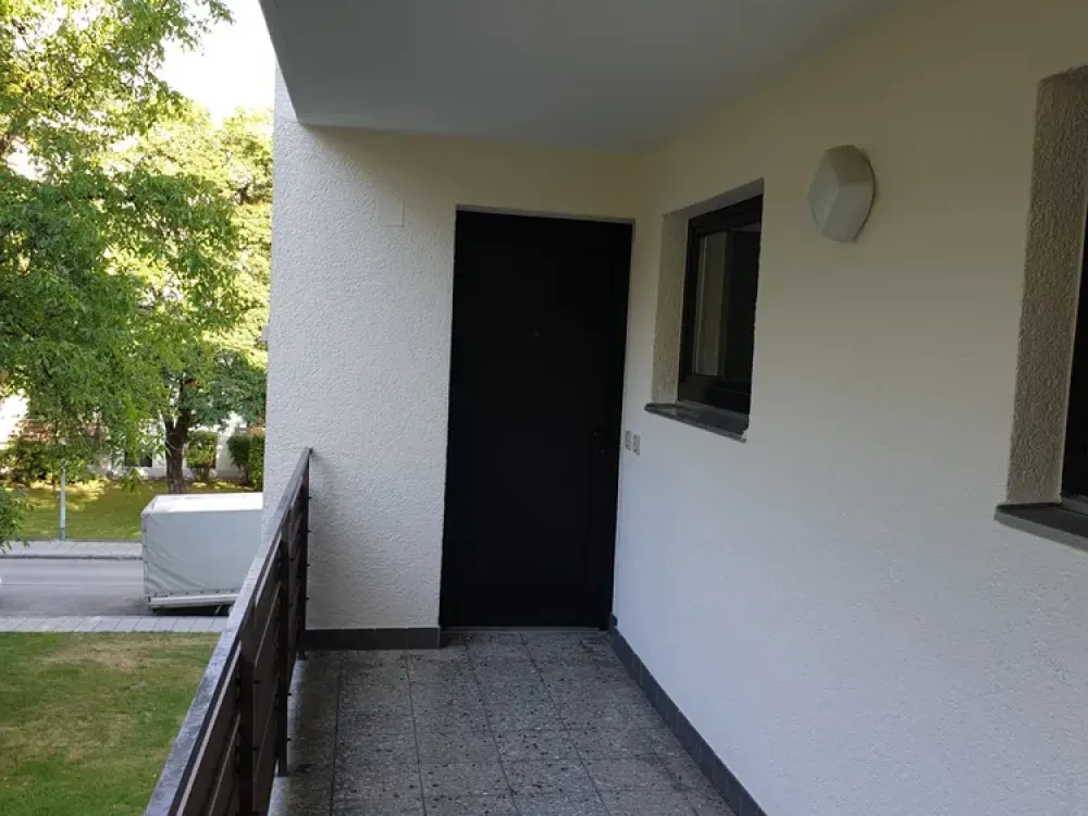 Schöne und helle 4-Zimmer-Wohnung in Unterhaching - zentral, jedoch ruhig gelegen