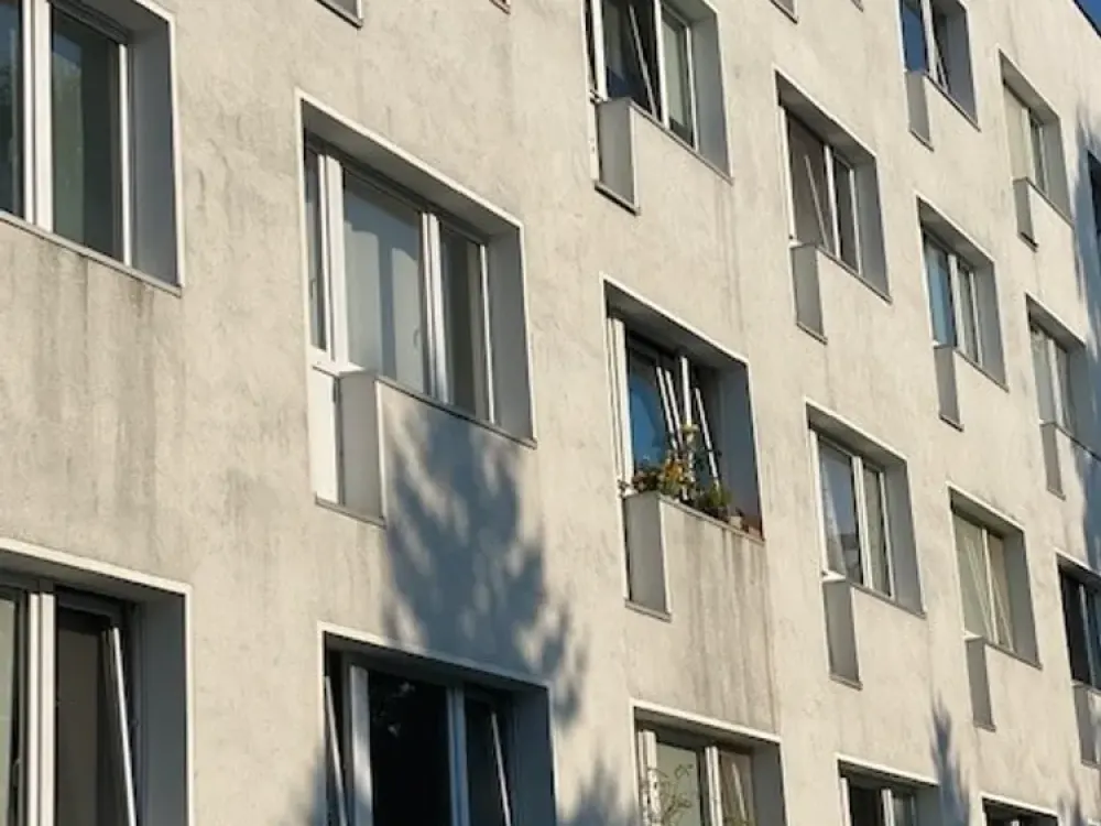 2 Raum Wohnung mit Einbauküche