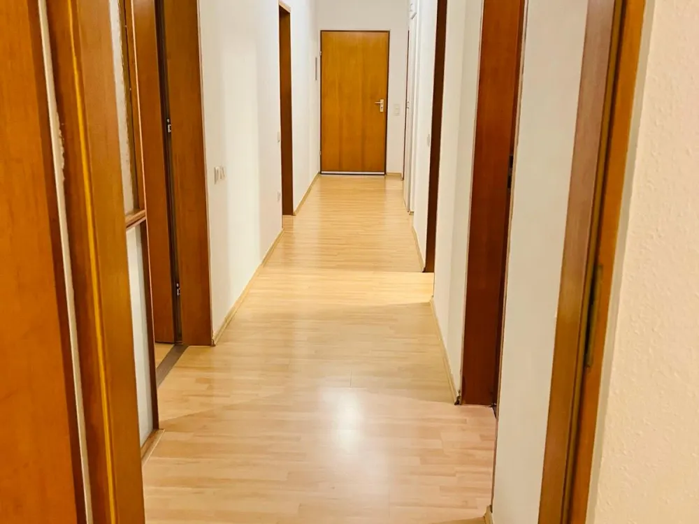 Renovated, Quiet Apartment in Erlangen-Eltersdorf