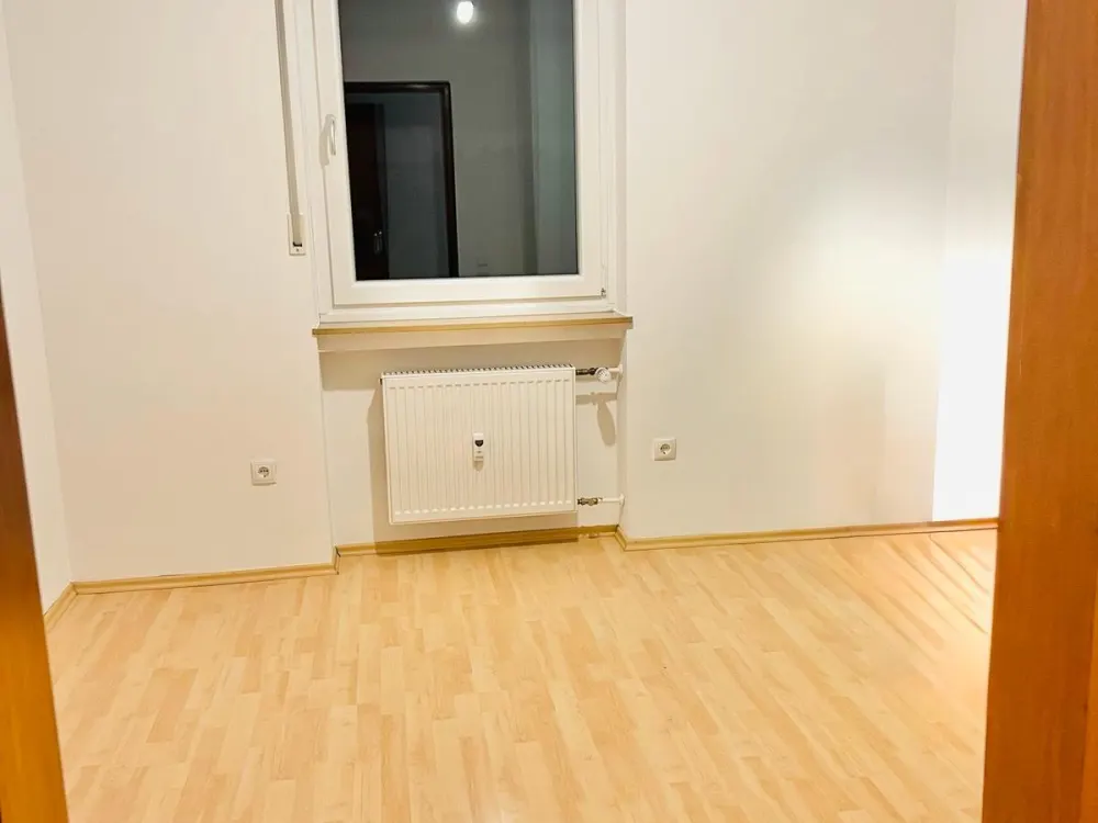 Renovated, Quiet Apartment in Erlangen-Eltersdorf