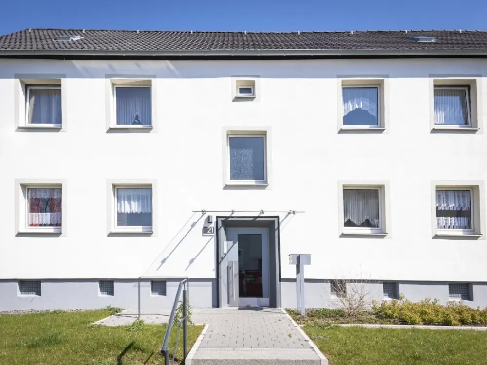 Bei VIVAWEST die Sonnenstrahlen auf dem eigenen Balkon genießen.