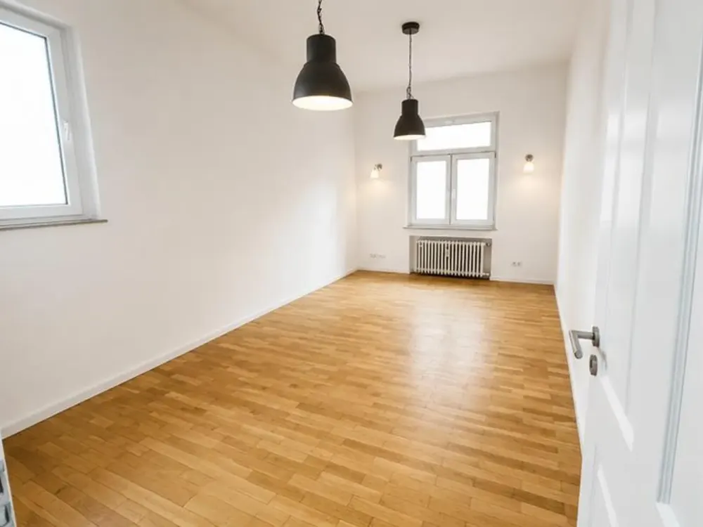 Helle, moderne Etagenwohnung frisch saniert in Top-Lage Stuttgart Innenstadt