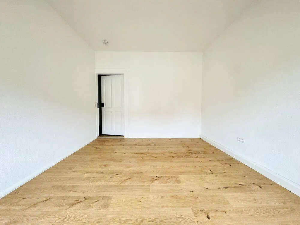 renovierte attraktive 3 Raum Wohnung in Dölitz Dösen ***TOP**** / WG geeignet