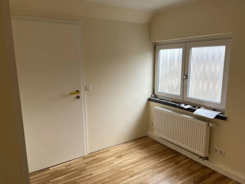 Gemütliche und klimatisierte Dachgeschosswohnung mit Tageslichtbad und Südbalkon