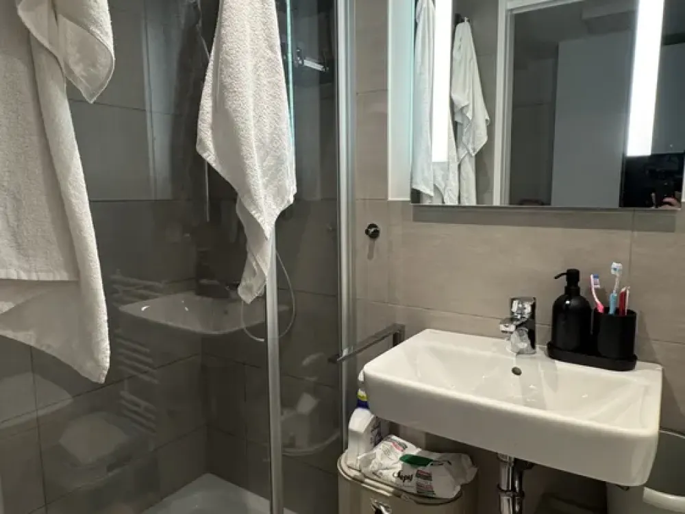 Zuhause mit einem Zimmer in zentraler Lage von Düsseldorf