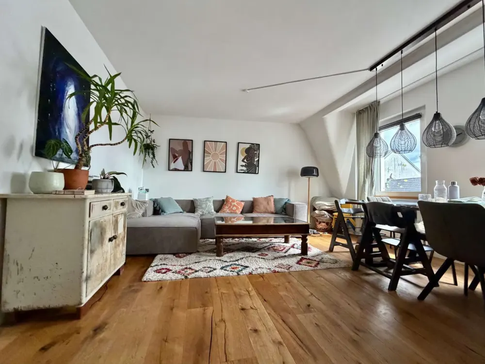 Charmant & Modern: 3-Zimmer-Wohnung mit Tageslichtbad & Wanne